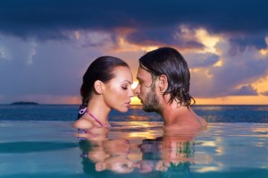 TS-112124384 Couple in Water